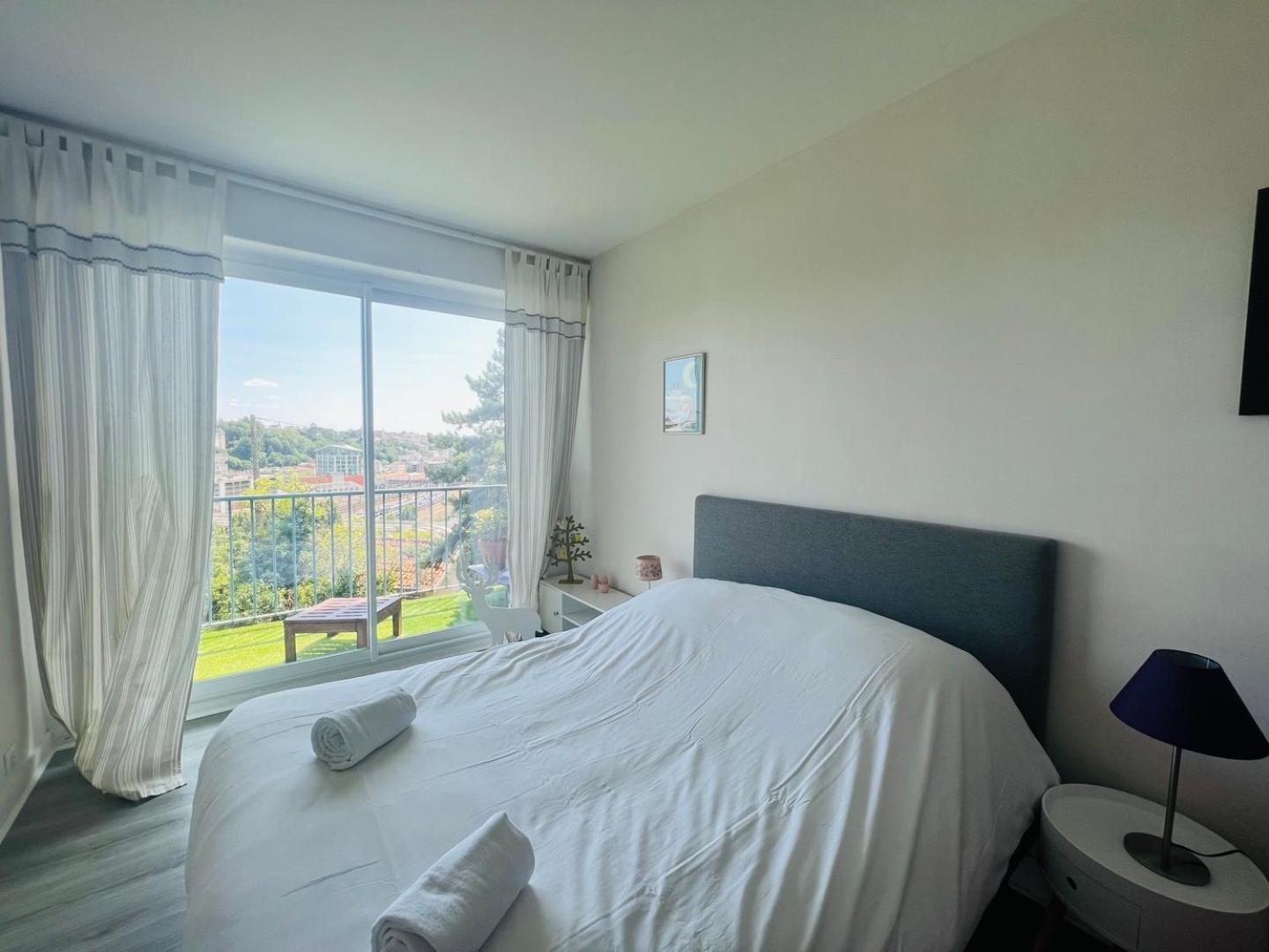 Le Retro - Splendide Appartement Poitiers Esterno foto